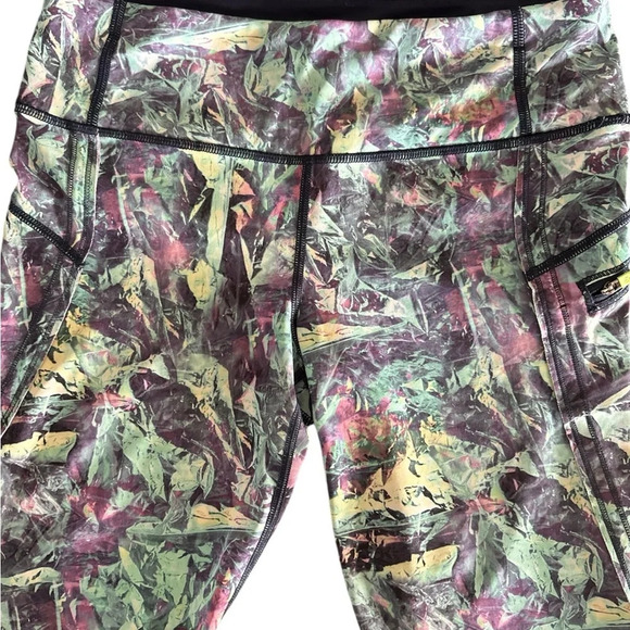 Lululemon Run Top Speed Crop Iridescent Multi W6E99S Women's Size 6 - Picture 10 of 12